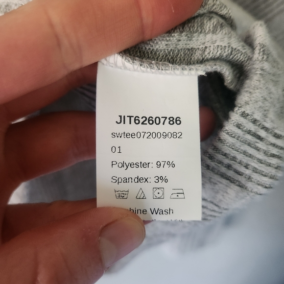 Shein Long-Sleeve/Lightweight Sweater - Picture 4 of 8